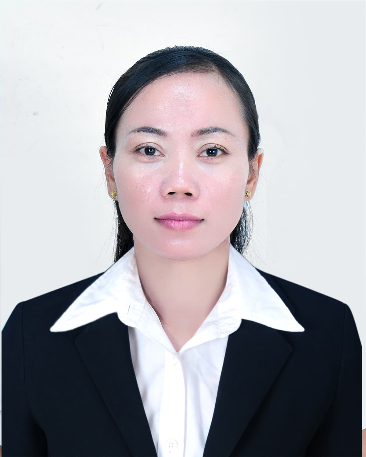 រី ថាវី
